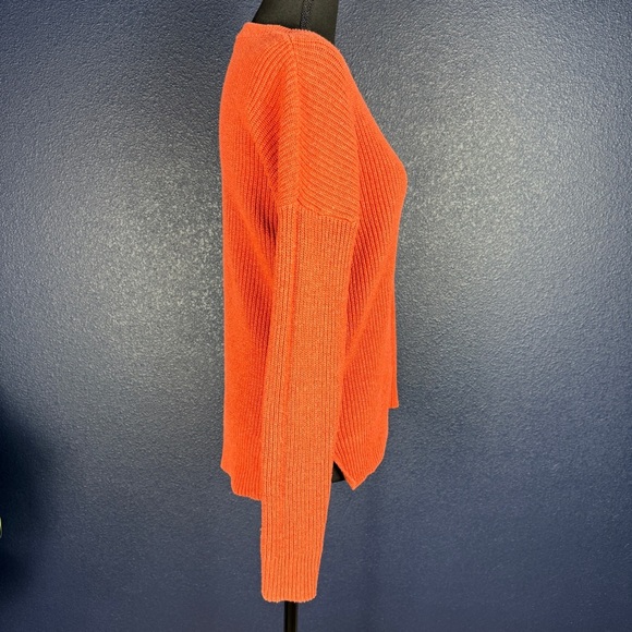 Madewell Thompson Pocket Pullover Sweater, Heather Lipstick coral orange, Small - Picture 7 of 9